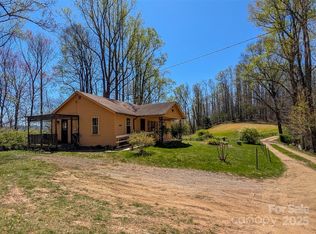 190 Rector Hill Rd, Burnsville, NC 28714