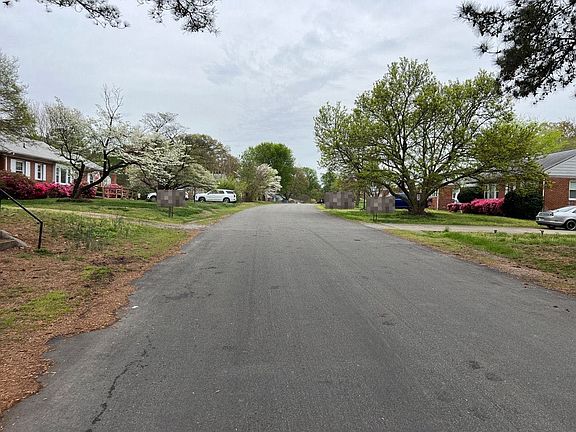 4th image of 1709 Parlow Dr