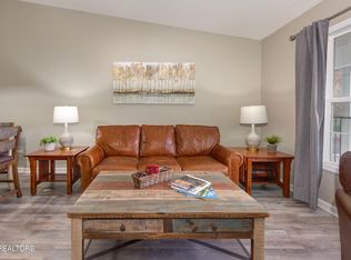 2743 Colonial Dr #212, Pigeon Forge, TN 37863