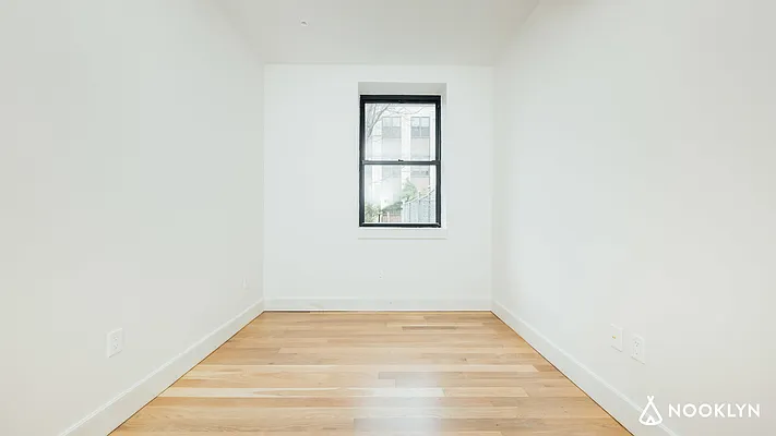 Rented by Nooklyn NYC LLC | media 75