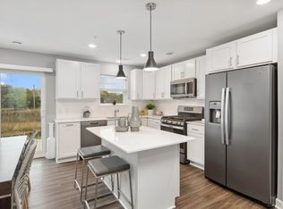 21635 Magnolia Way, Farmington, MN 55024