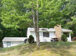 110 Shell Dr, Higgins Lake, MI 48627