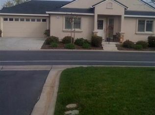589 Village Dr, Galt, CA