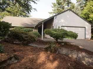 7055 SW Tierra Del Mar Dr, Beaverton, OR 97007