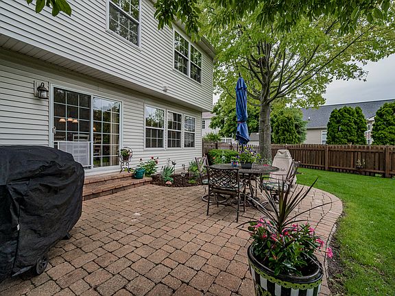 5th image of 2693 Barrington Dr