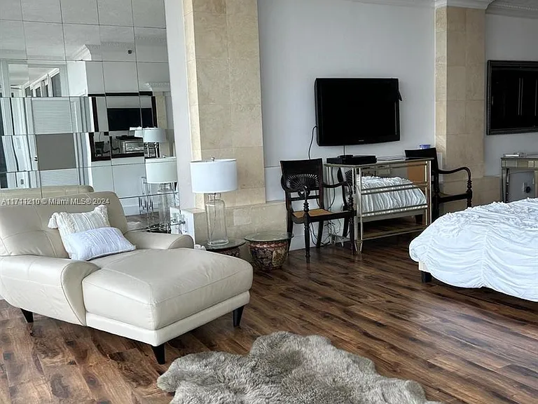 100 Lincoln Rd #Penthouse 7 — Photo 22