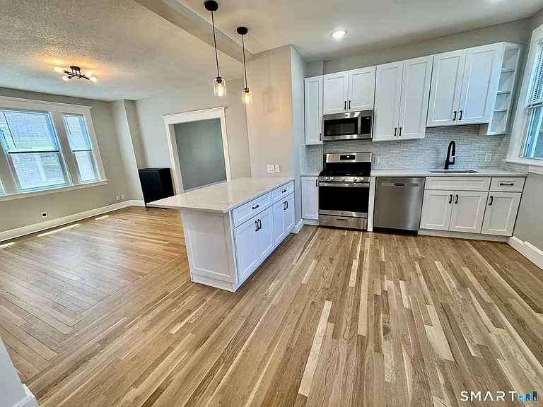 47 W Prospect St #2 — Photo 2