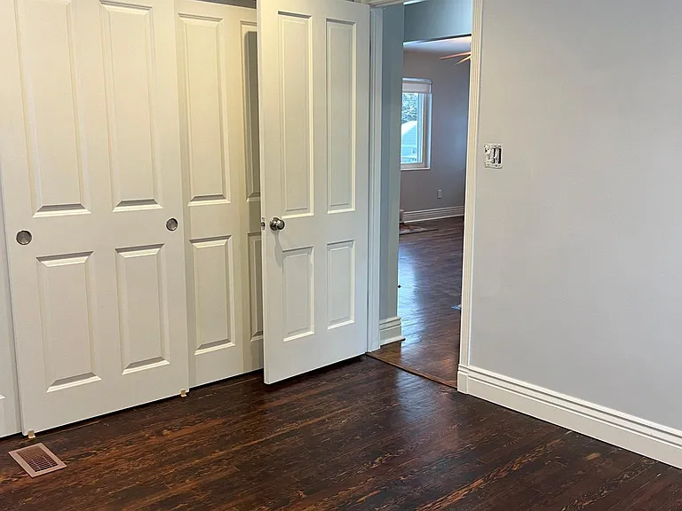 2505 E Commonwealth Ave — Photo 6