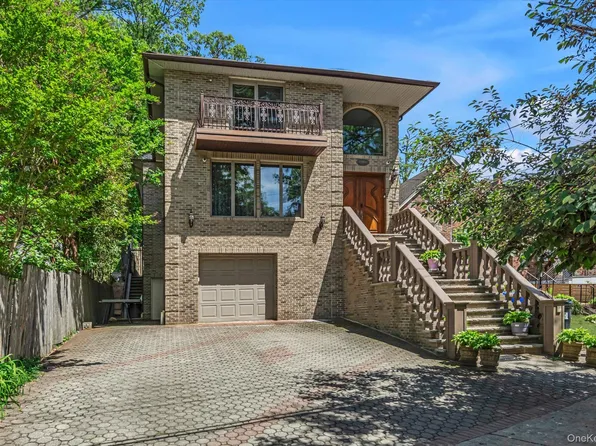 18042 Aberdeen Road, Jamaica, NY 11432