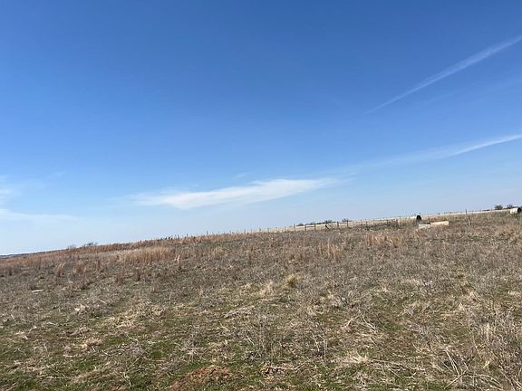 5th image of 171677 N 2764th Rd