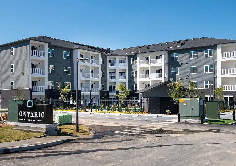 1540 Lebanon Pike #306