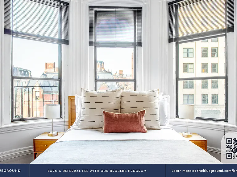 Queen Size Bed