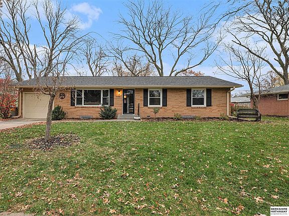 3rd image of 1052 Kolterman Ave