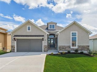 16979 S Cheshire St, Olathe, KS 66062