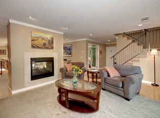 820 Elmhurst Cir, Sacramento, CA 95825