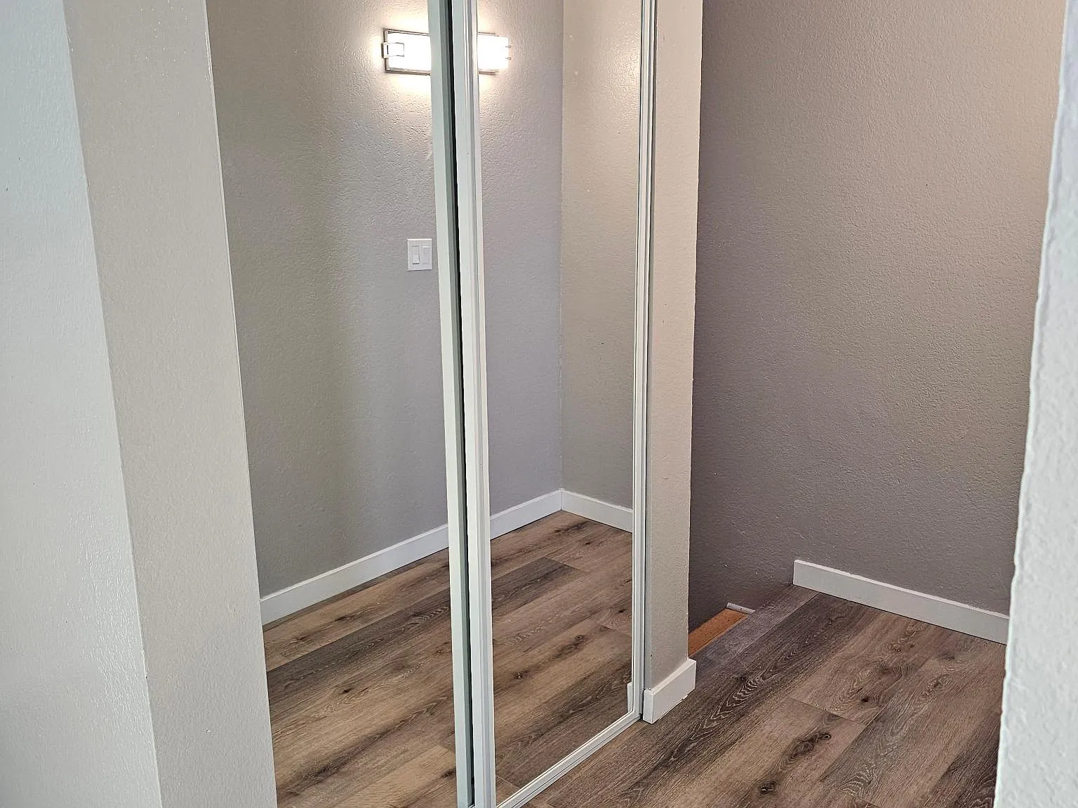 4321 Lennox Blvd — Photo 3
