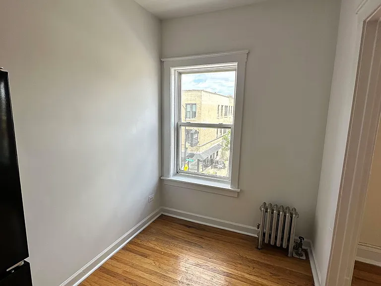 2712 N Milwaukee Ave — Photo 11