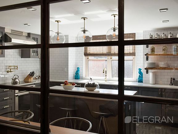 4th image of 137 E 36th St #5K