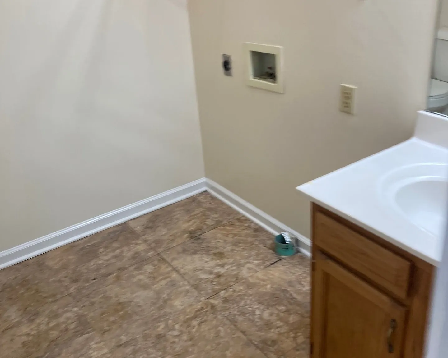 2 bed, 2.5 bath, $1,100 — Photo 2