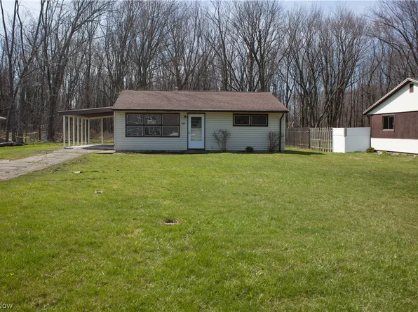450 Abbe Rd, Sheffield Lake, OH 44054