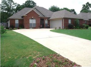 5475 Virginia Trce, Bessemer, AL 35022