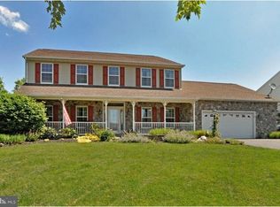2 Owl Ln, Perkasie, PA 18944