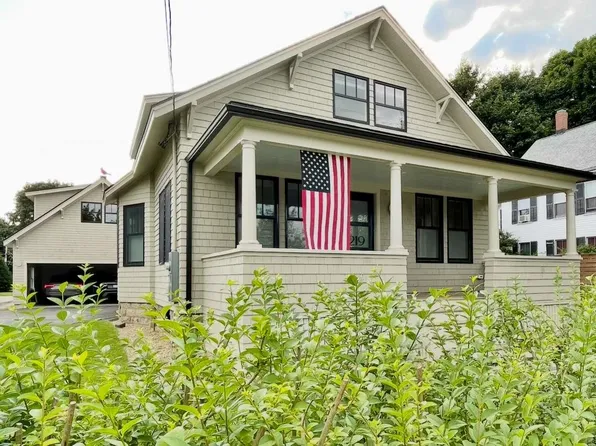 219 Sagamore Avenue, Portsmouth, NH 03801