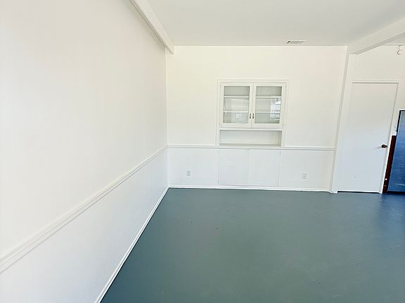 3rd image of 619 W Cypress Ave #C