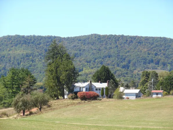 125 The Pines Dr, Marlinton, WV 24954