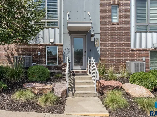 511 S 2nd Ave, Sioux Falls, SD 57104