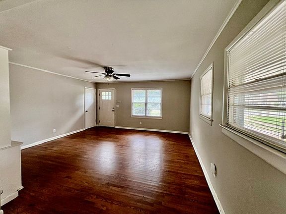 3rd image of 1642 Oakland Ave