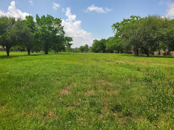 1610 Coryell St, League City, TX 77573