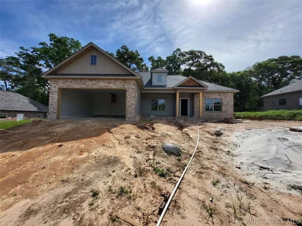 212 Clearview Dr, Enterprise, AL 36330