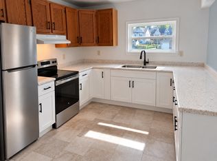 305 4th St #5, Slatington, PA 18080