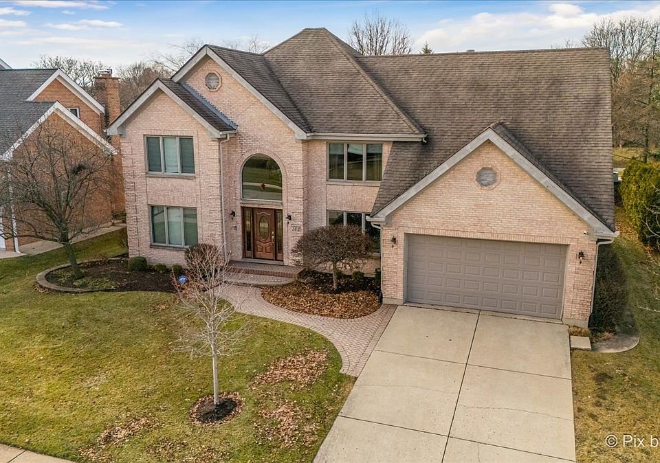 1st image of 162 Greenfield Dr