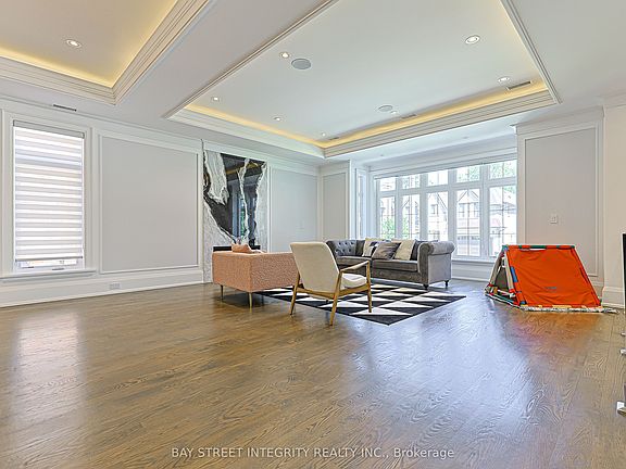 5th image of 151 Horsham Ave