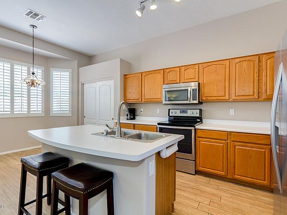 4th image of 9006 W Salter Dr