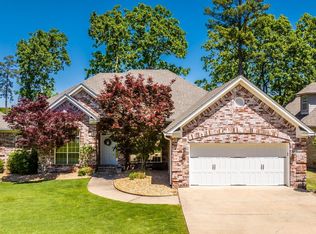 32 Chatel Dr, Little Rock, AR 72223