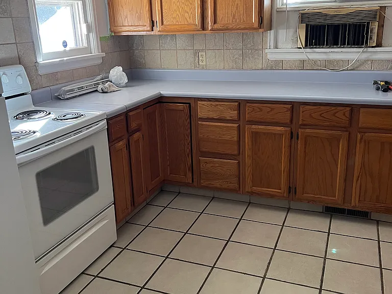 1807 E Evans Ave — Photo 6