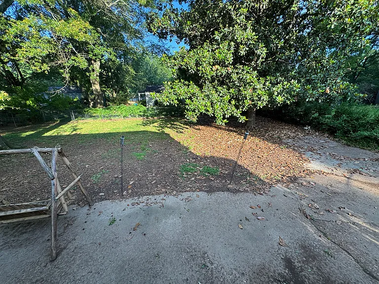 662 Medlock Rd — Photo 28