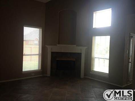 3rd image of 3444 Mosswood Dr