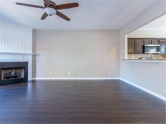 3rd image of 5149 Manerdale Dr SE