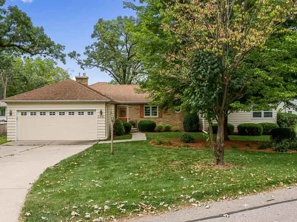2541 E Ridge Rd, Beloit, WI 53511