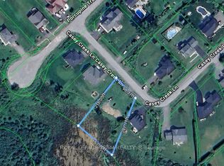 104 Casey Creek Ln E, Ottawa, ON K0A1T0
