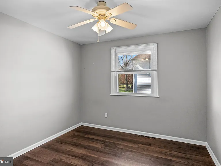 2211 New Albany Rd — Photo 14