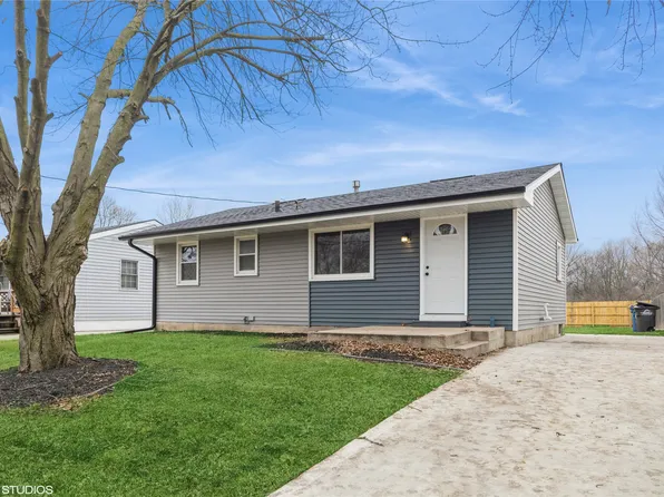 2832 E 36th St, Des Moines, IA 50317