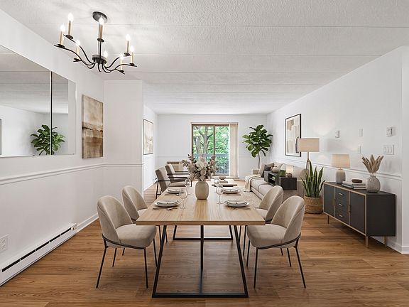 4th image of 85 Commons Dr Unit 301