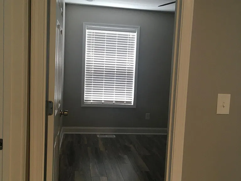 2133 Sovereign Ln — Photo 16