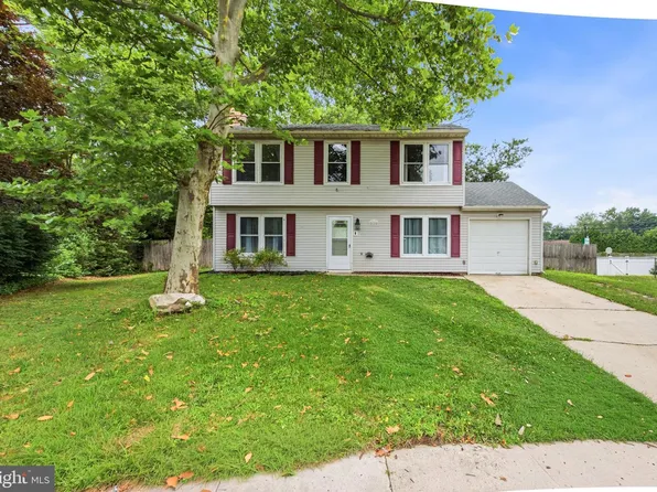 528 Denise Ct, Williamstown, NJ 08094