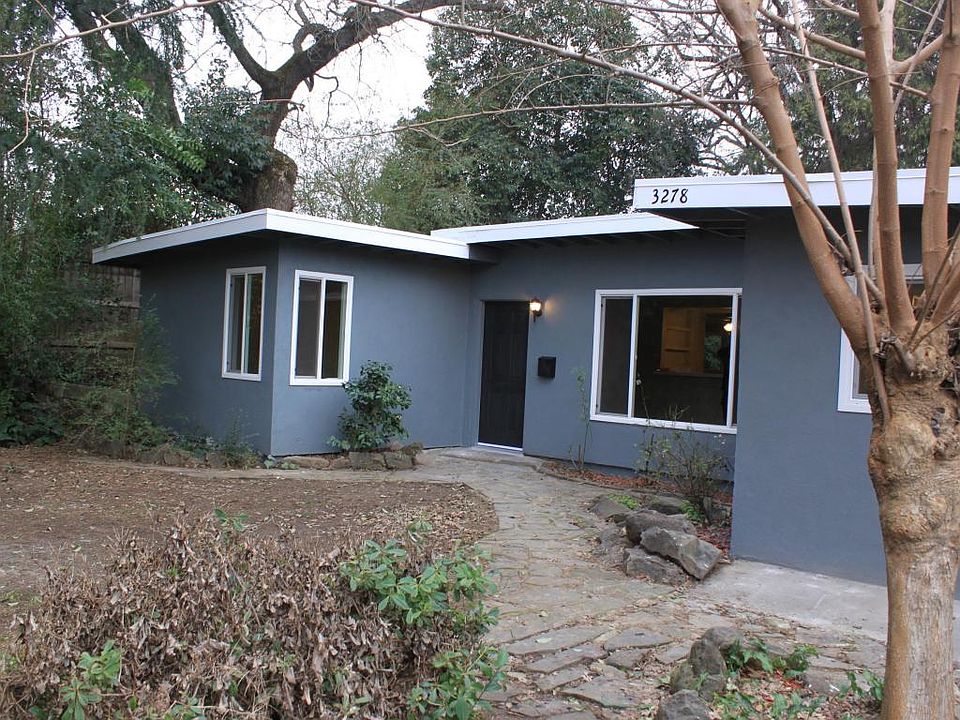 1st image of 3278 Crest Dr